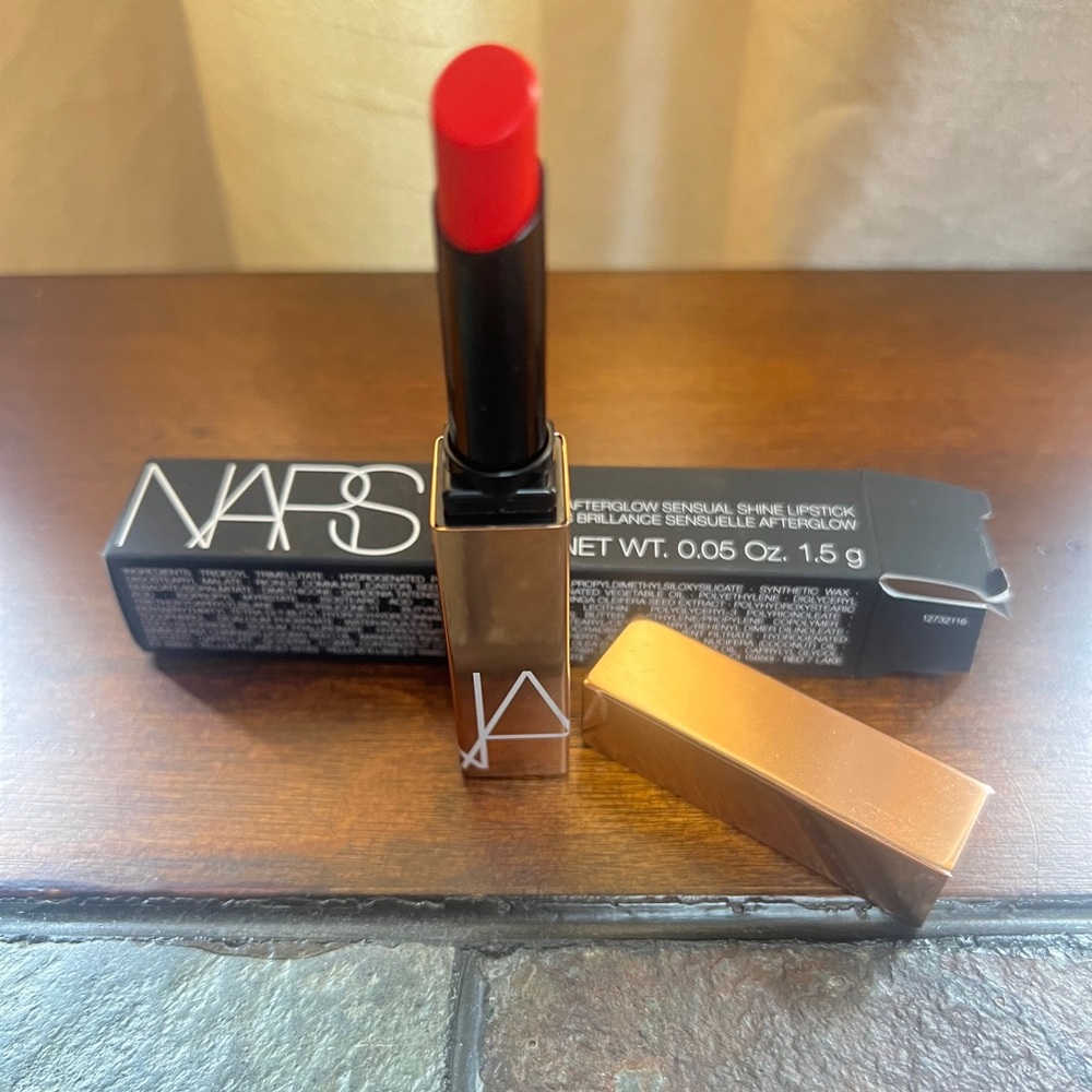 NIB NARS afterglow sensual shine lipstick .. on edge